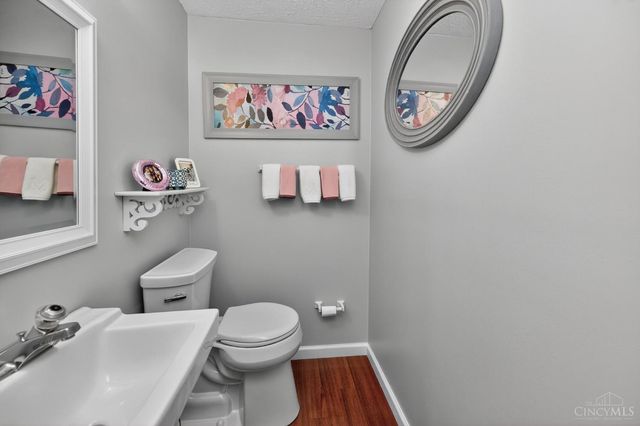 2859 Mossy Brink Court, Maineville, OH 45039