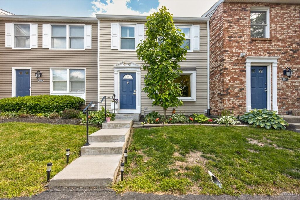 2859 Mossy Brink Court, Maineville, OH 45039
