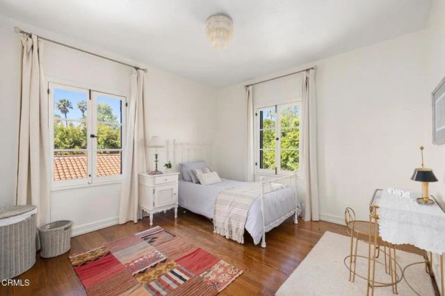 1275 Hillcrest Avenue, Pasadena, CA 91106