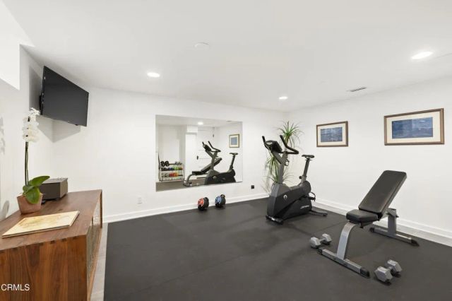 1275 Hillcrest Avenue, Pasadena, CA 91106