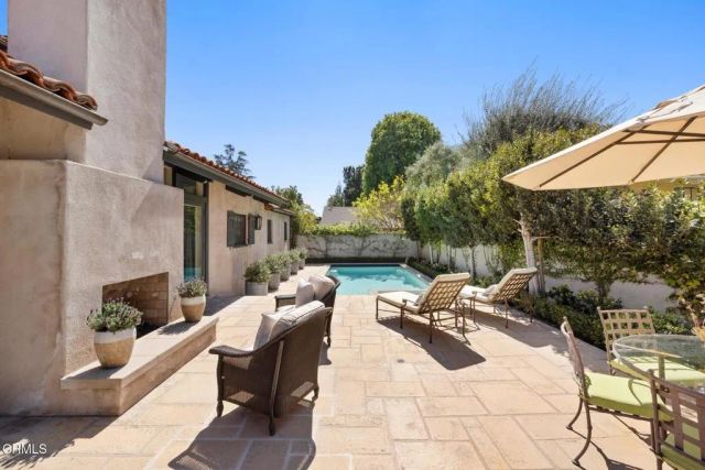 1275 Hillcrest Avenue, Pasadena, CA 91106