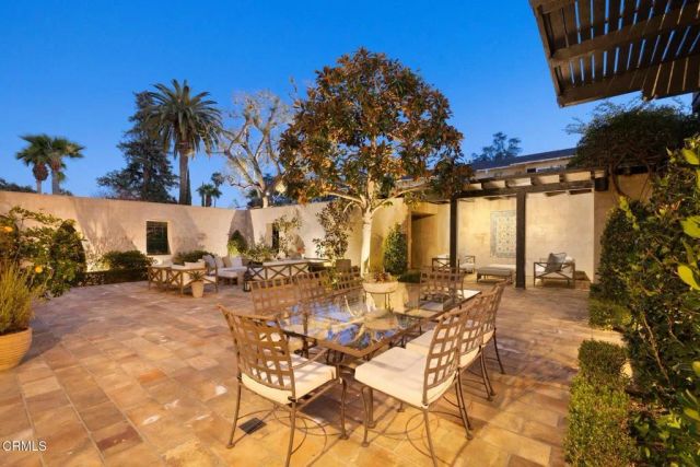 1275 Hillcrest Avenue, Pasadena, CA 91106