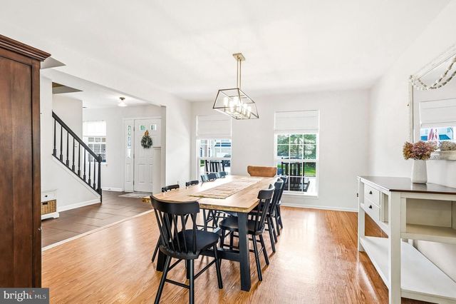 1313 STONEHENGE DR, Williamstown, NJ 08094