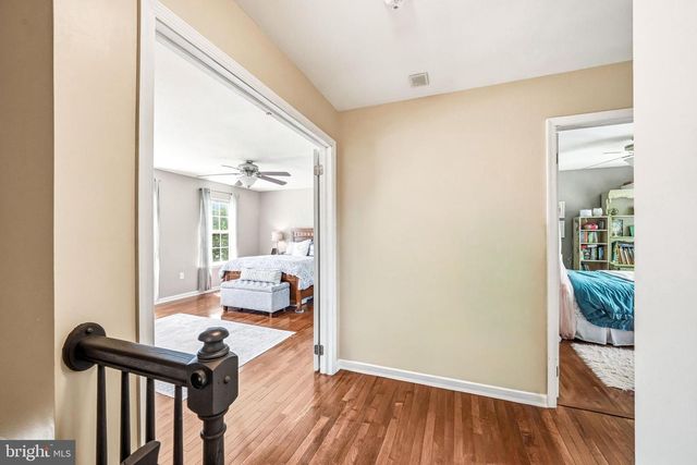 1313 STONEHENGE DR, Williamstown, NJ 08094