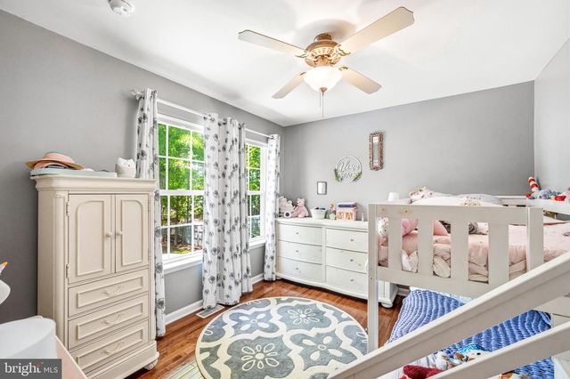 1313 STONEHENGE DR, Williamstown, NJ 08094