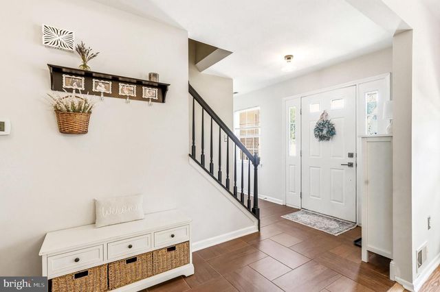 1313 STONEHENGE DR, Williamstown, NJ 08094