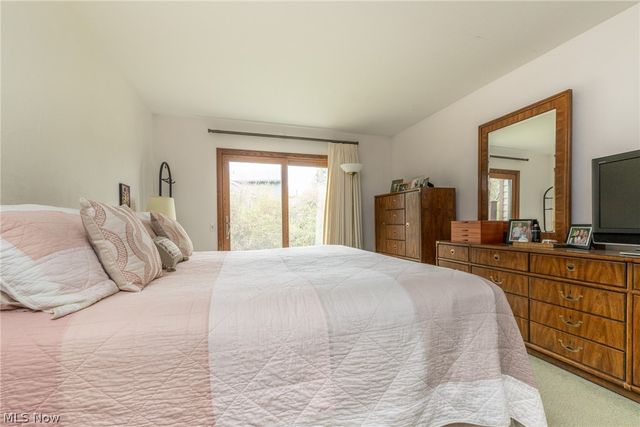 3 Windrush Lane, Beachwood, OH 44122