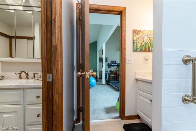 3 Windrush Lane, Beachwood, OH 44122