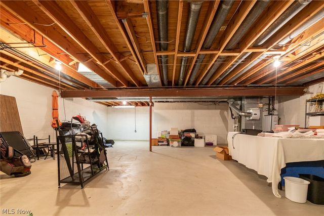 3 Windrush Lane, Beachwood, OH 44122