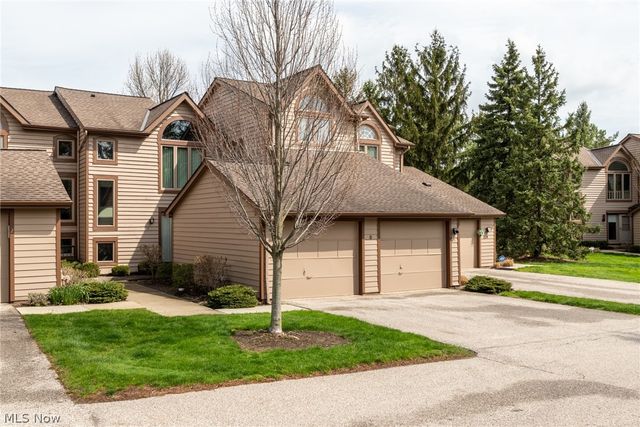 3 Windrush Lane, Beachwood, OH 44122