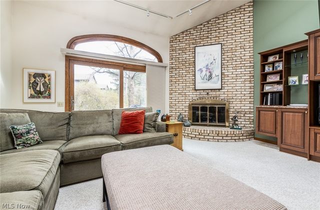 3 Windrush Lane, Beachwood, OH 44122