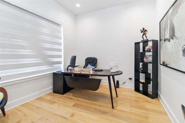 4136 Mart Street, Dallas, TX 75212