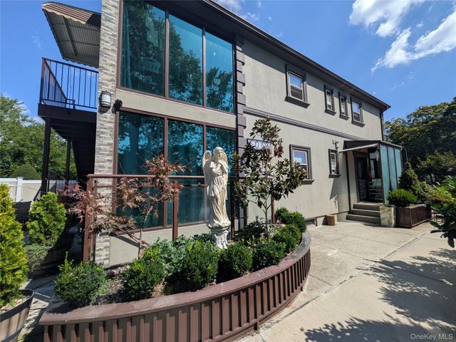 50-56 Utopia Parkway, Fresh Meadows, NY 11365