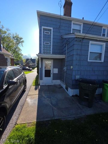 367 E 211th Street, Euclid, OH 44123