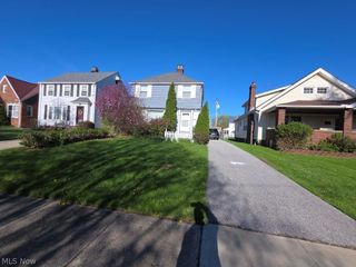 367 E 211th Street, Euclid, OH 44123