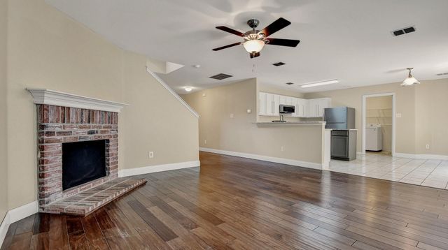 1605 Southridge Lane, Sherman, TX 75092