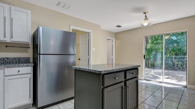 1605 Southridge Lane, Sherman, TX 75092