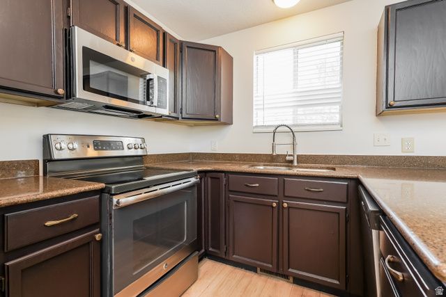 4435 S 2750 W, Roy, UT 84067