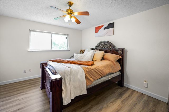 834 Brian Drive, Grand Prairie, TX 75052