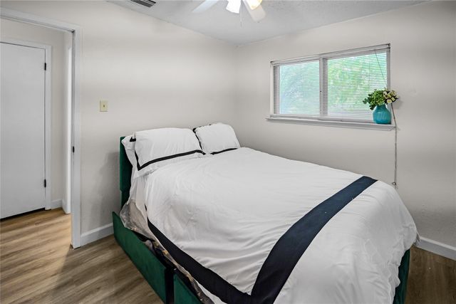 834 Brian Drive, Grand Prairie, TX 75052