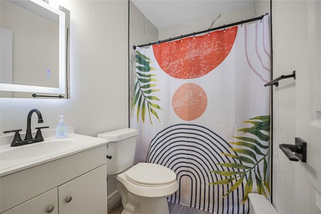 834 Brian Drive, Grand Prairie, TX 75052