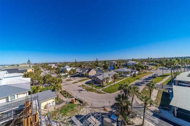 880 MANDALAY AVENUE N414, Clearwater Beach, FL 33767