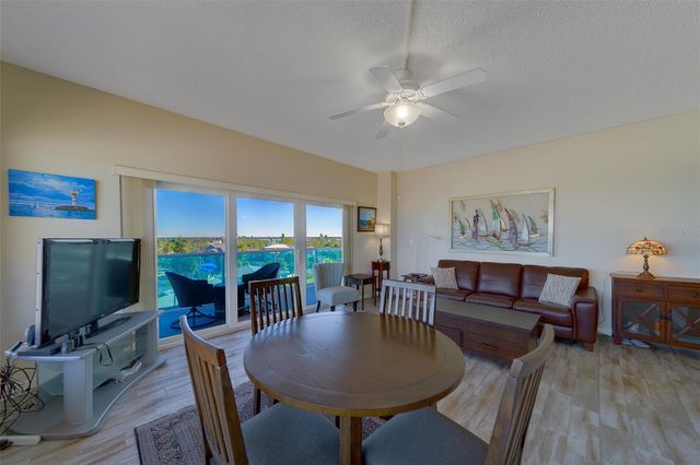 880 MANDALAY AVENUE N414, Clearwater Beach, FL 33767