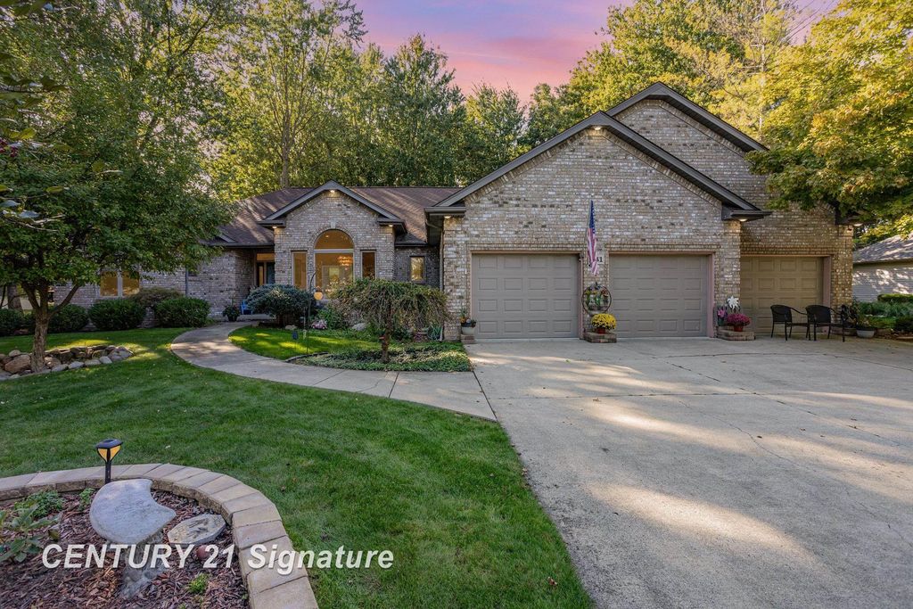 581 Timberwood Lane, Thomas Twp, MI 48609
