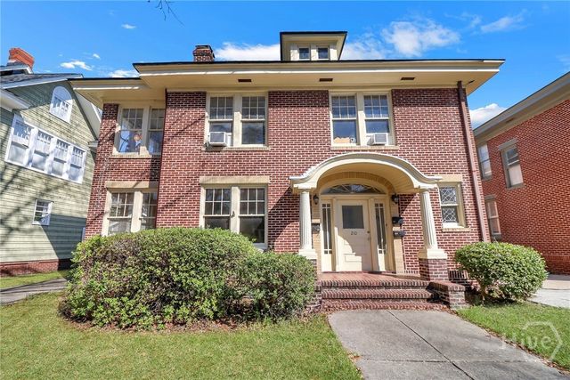 210 E 48th Street, Savannah, GA 31405