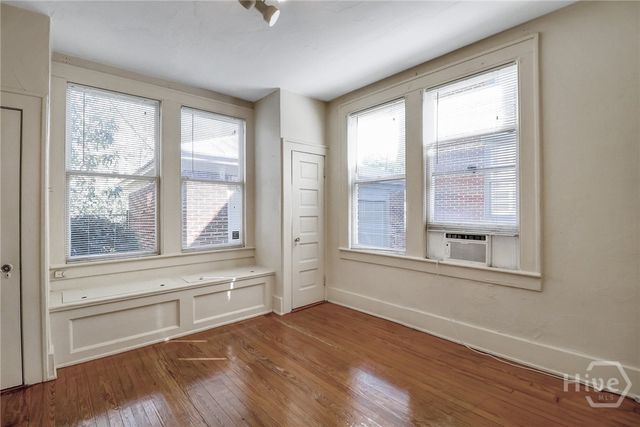 210 E 48th Street, Savannah, GA 31405