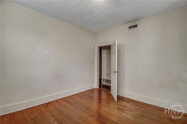 210 E 48th Street, Savannah, GA 31405