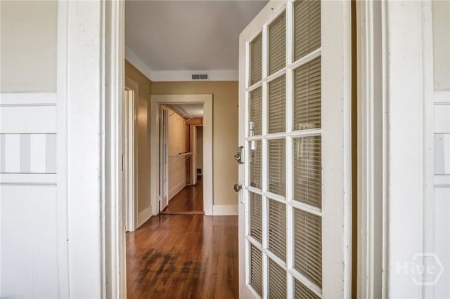 210 E 48th Street, Savannah, GA 31405