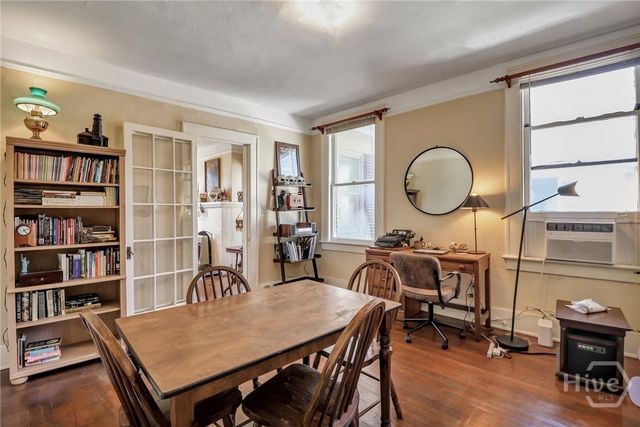 210 E 48th Street, Savannah, GA 31405