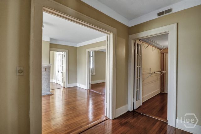 210 E 48th Street, Savannah, GA 31405