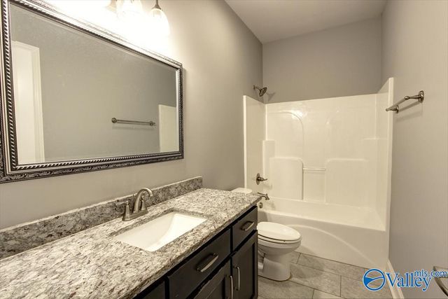 26415 Birkshire Lane, Athens, AL 35613