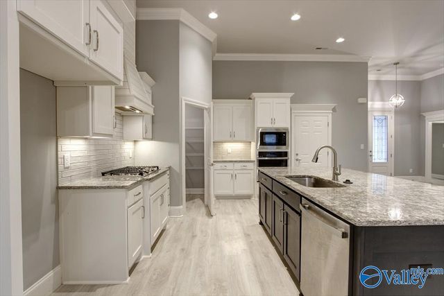 26415 Birkshire Lane, Athens, AL 35613