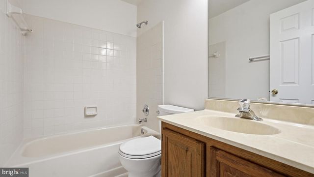 10319 LEE MANOR DR, Manassas, VA 20110