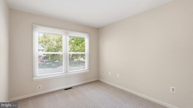 10319 LEE MANOR DR, Manassas, VA 20110