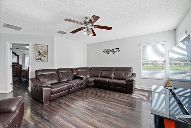 2730 AMANDA KAY WAY, Kissimmee, FL 34744