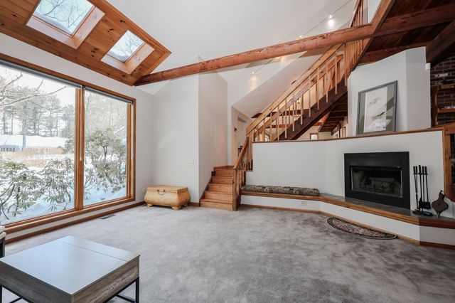 4 Windsor Boulevard, Londonderry, NH 03053