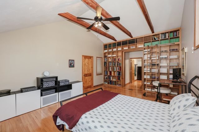 4 Windsor Boulevard, Londonderry, NH 03053