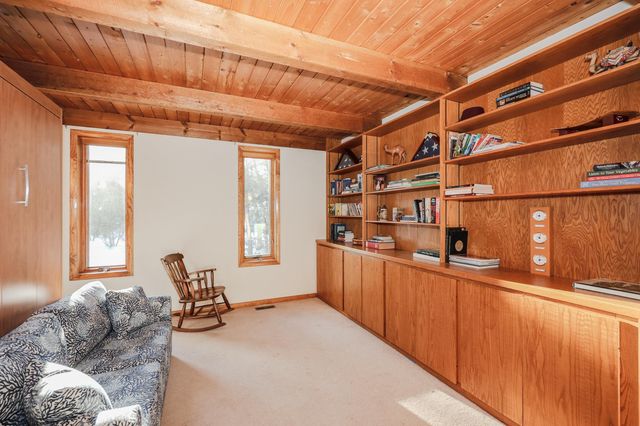 4 Windsor Boulevard, Londonderry, NH 03053