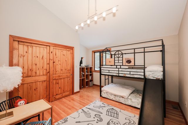 4 Windsor Boulevard, Londonderry, NH 03053