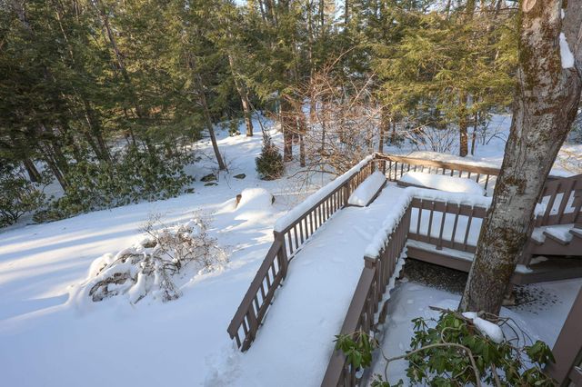 4 Windsor Boulevard, Londonderry, NH 03053