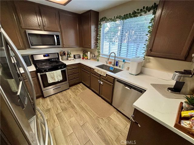 2522 W Calle Vista Drive, Rialto, CA 92377