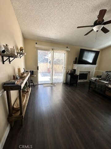 2522 W Calle Vista Drive, Rialto, CA 92377
