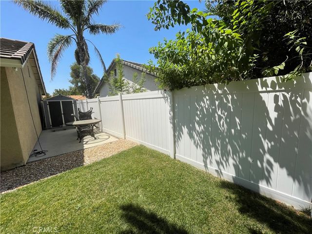 2522 W Calle Vista Drive, Rialto, CA 92377