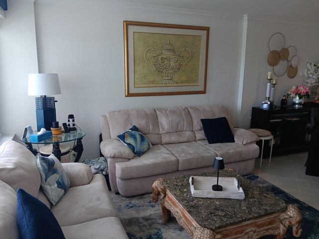 3233 NE 34th Street 620, Fort Lauderdale, FL 33308