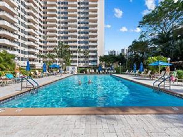 3233 NE 34th Street 620, Fort Lauderdale, FL 33308