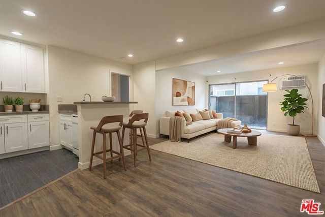 28947 Thousand Oaks Boulevard 112, Agoura Hills, CA 91301